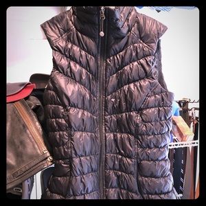 Athleta down vest